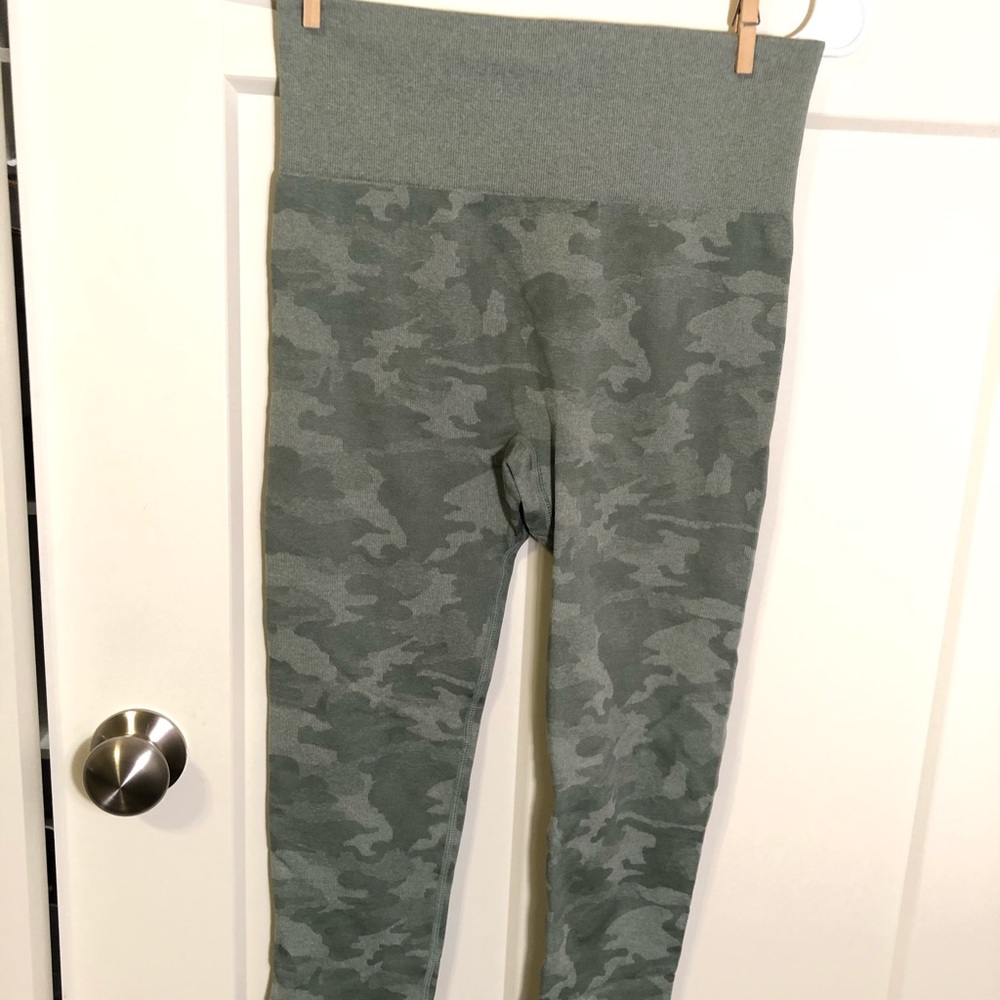 Moyooga Camo Seamless Leggings